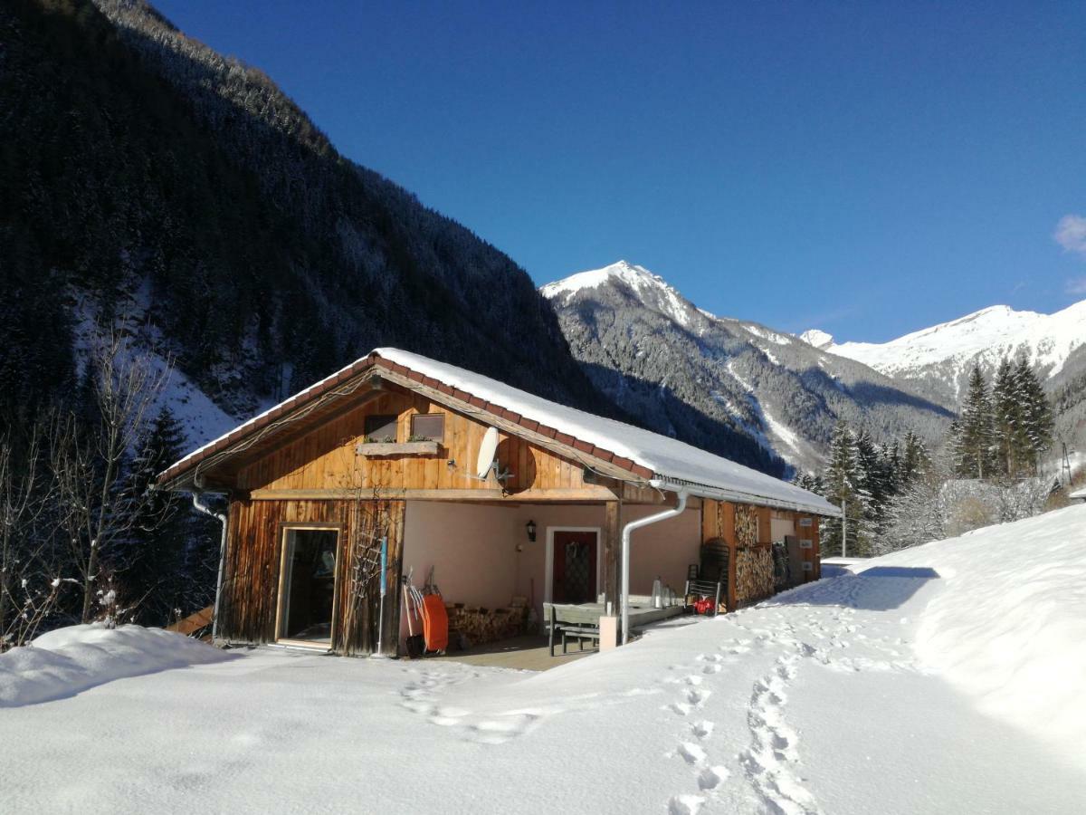 Ferienhaus Am Wallnerhof フラタッハ エクステリア 写真